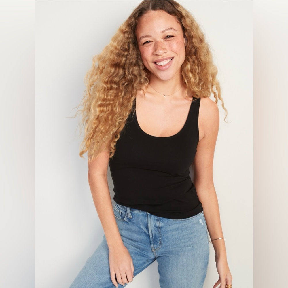 🆕 Old Navy Women's First-Layer Tank Top Sleeveless Black Medium 8-10 Tall Long